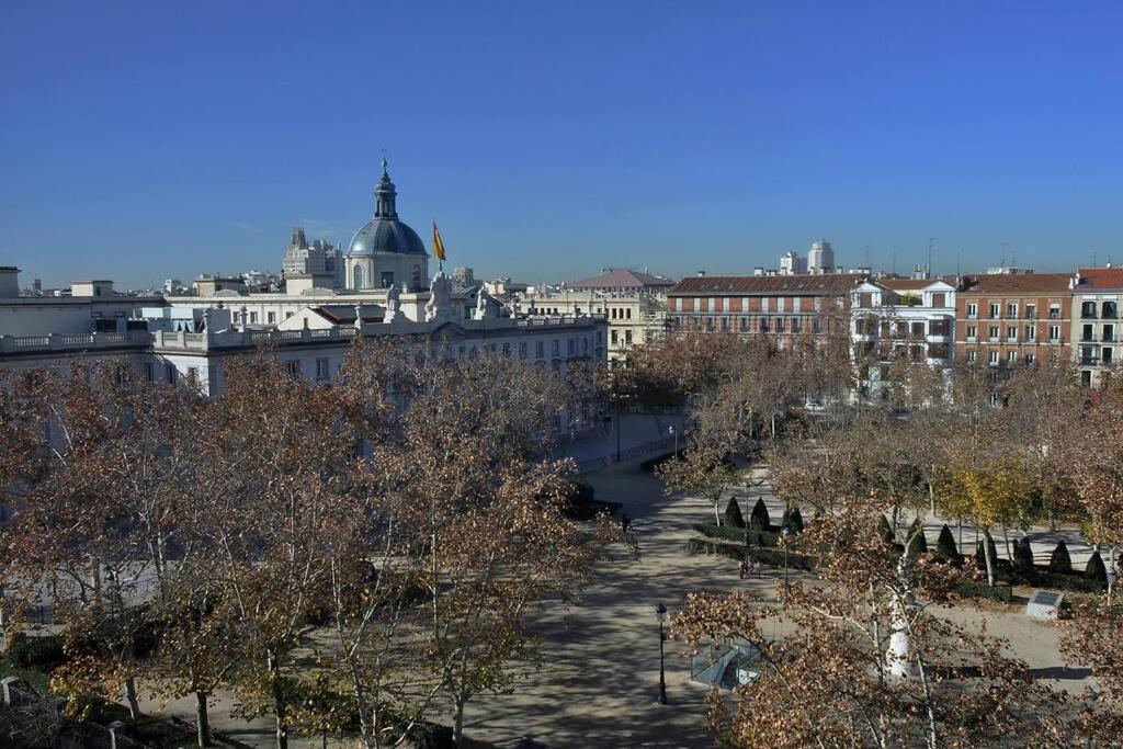 Suite-Estudio En El Centro Colon Madrid Buitenkant foto